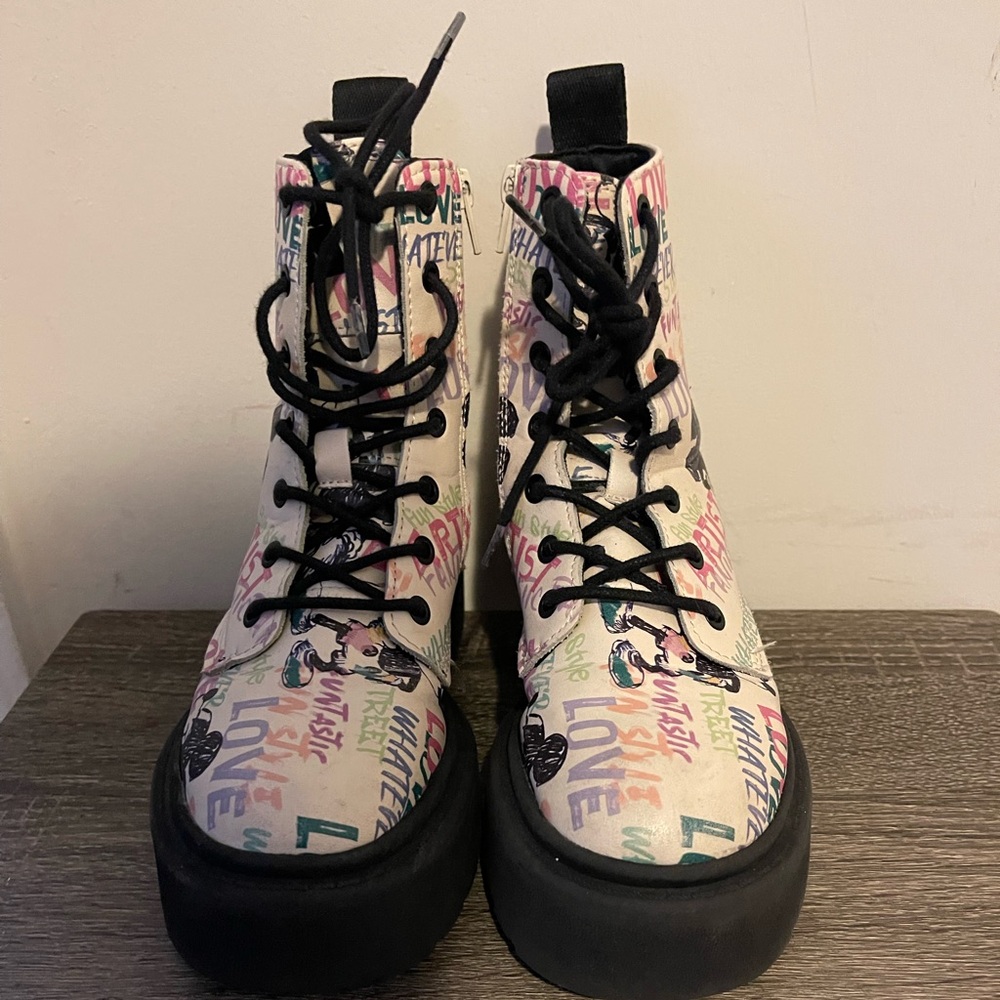 Art Boots Disney